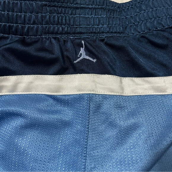 Vintage Reversible Jordan Shorts - Picture 7 of 8